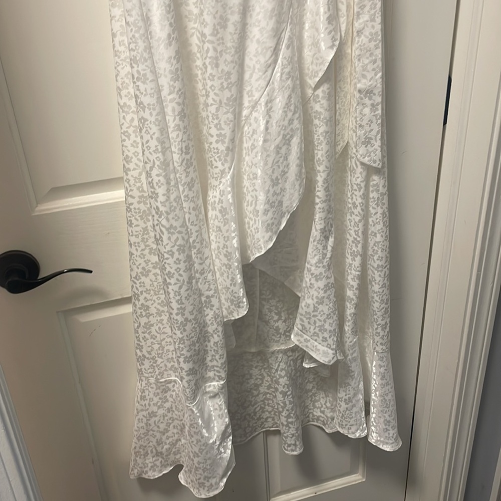 White fake wrap dress. Alter’d state size medium NWT - Picture 2 of 7